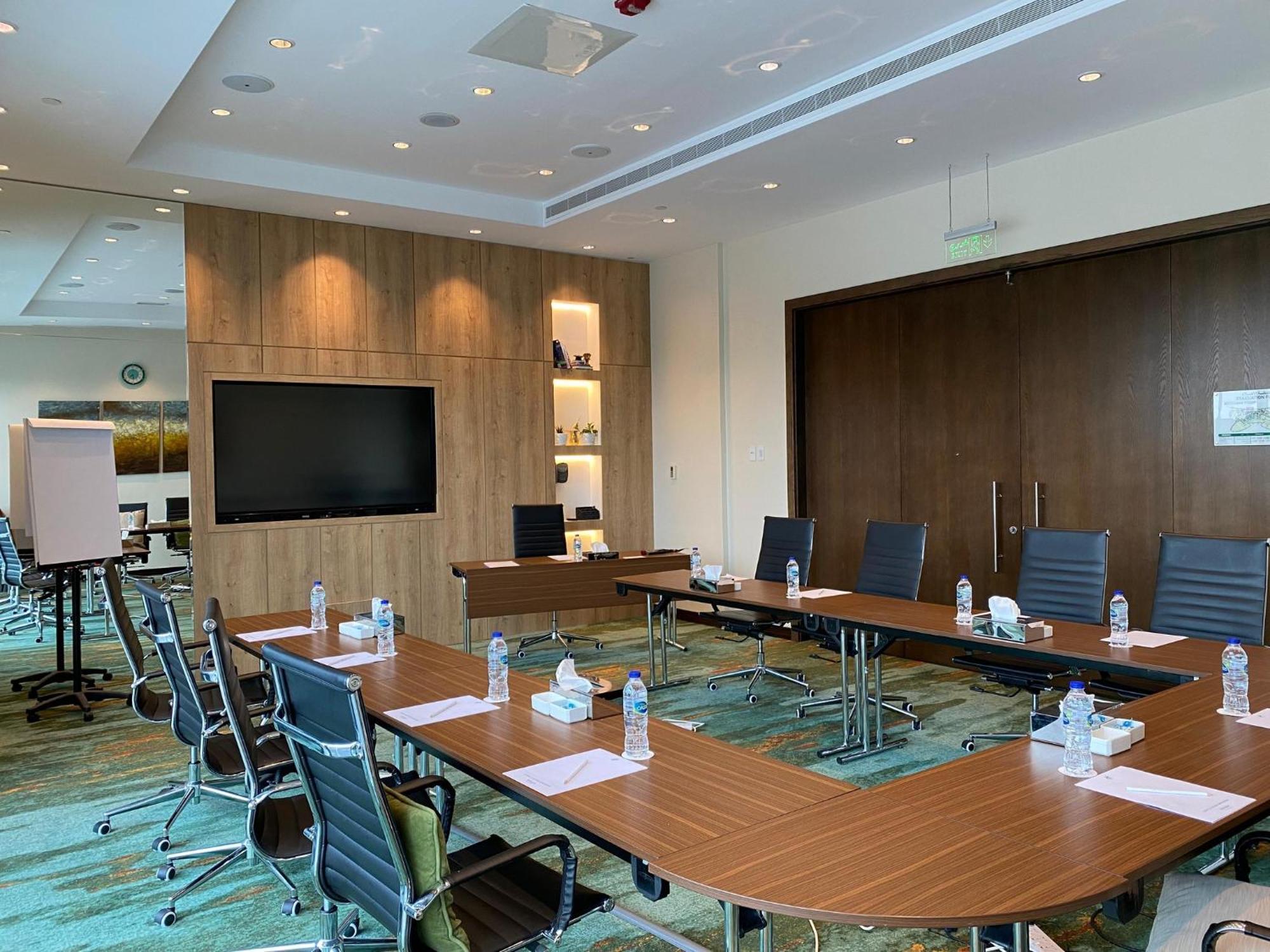 Holiday Inn Abu Dhabi By Ihg מראה חיצוני תמונה