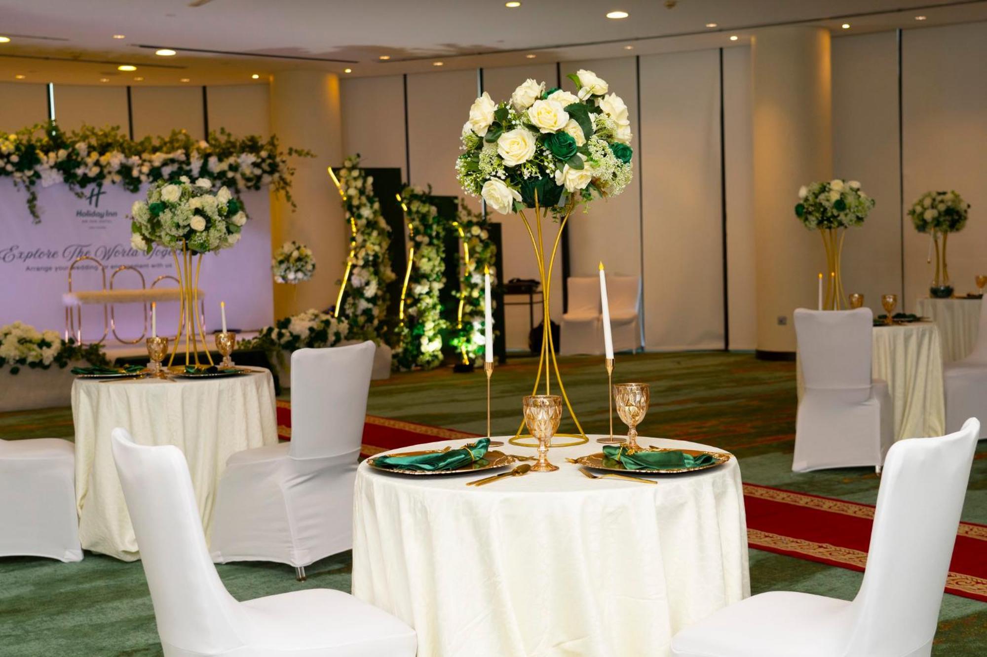 Holiday Inn Abu Dhabi By Ihg מראה חיצוני תמונה